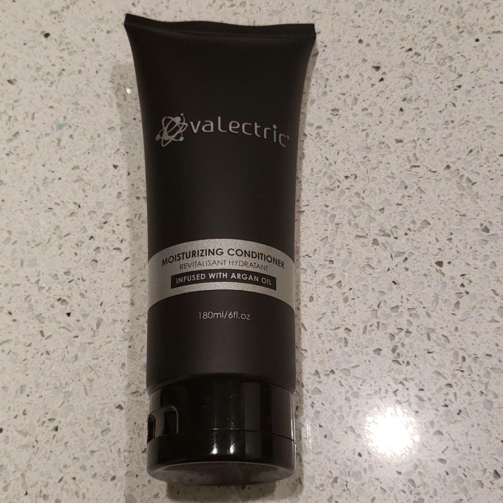 Evalectric moisturizing conditioner